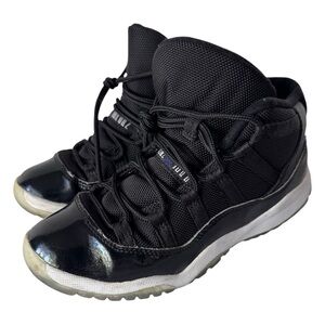 Rare Find! Air Jordan 11 Retro BP "Space Jam" - Size 2.5Y